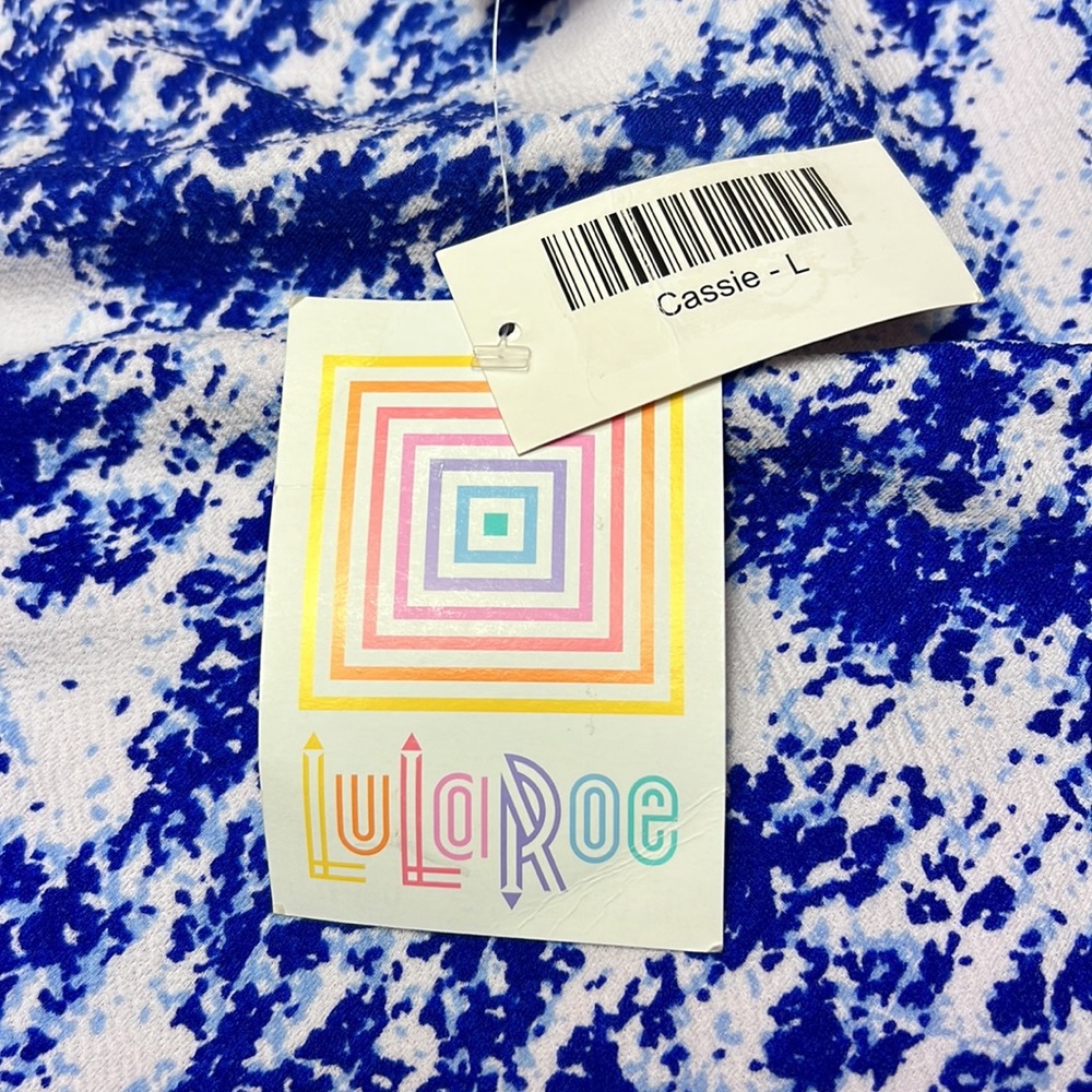 LuLaRoe Cassie Pencil Skirt, Blue and White Size Large Length=25.5”, Waist=15” - Picture 3 of 4